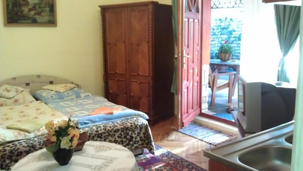 Appartamento Kitty Apartman Miskolc Esterno foto