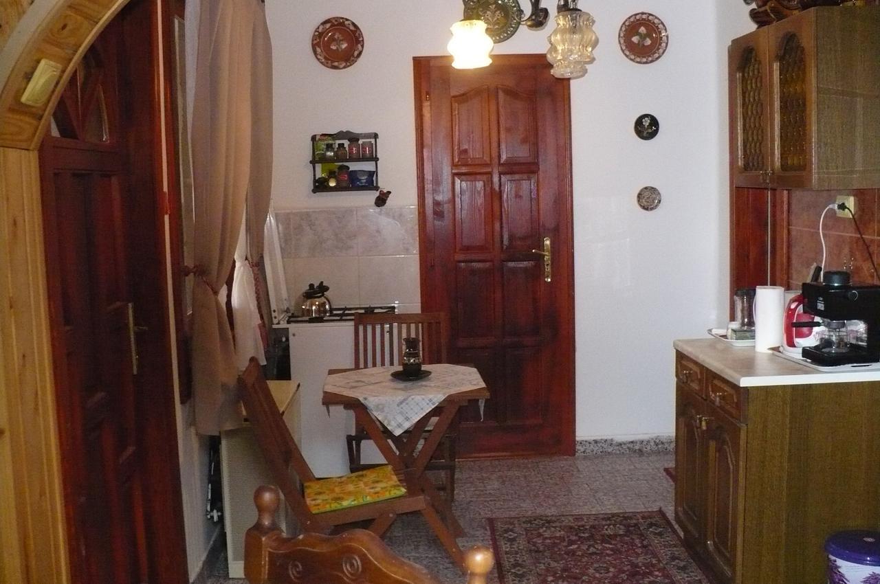 Appartamento Kitty Apartman Miskolc Esterno foto